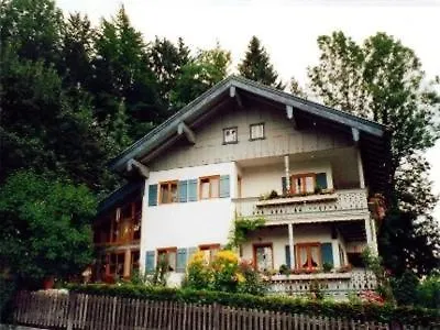 Ferienwohnung Burghartswieser Inkl. Chiemgaukarte Рупольдинг